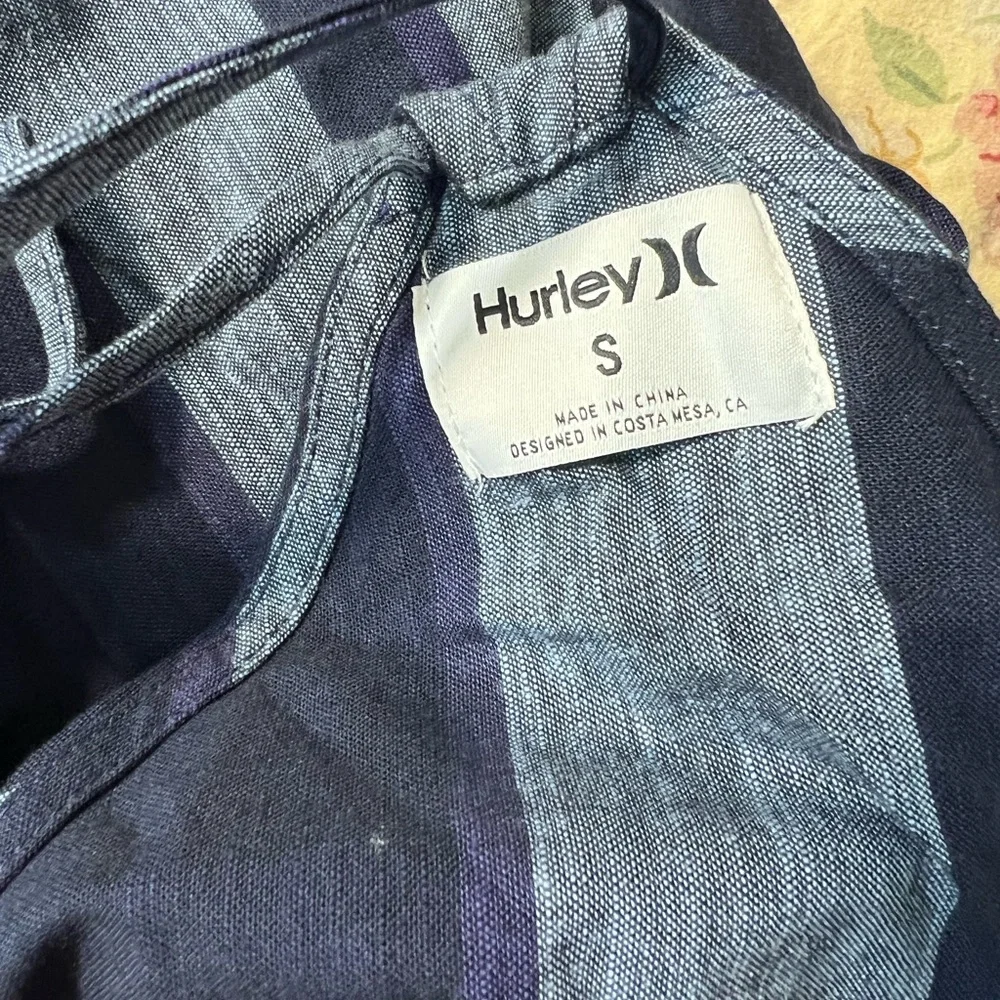 Hurley Navy and Gray Striped Romper - Picture 11 of 11